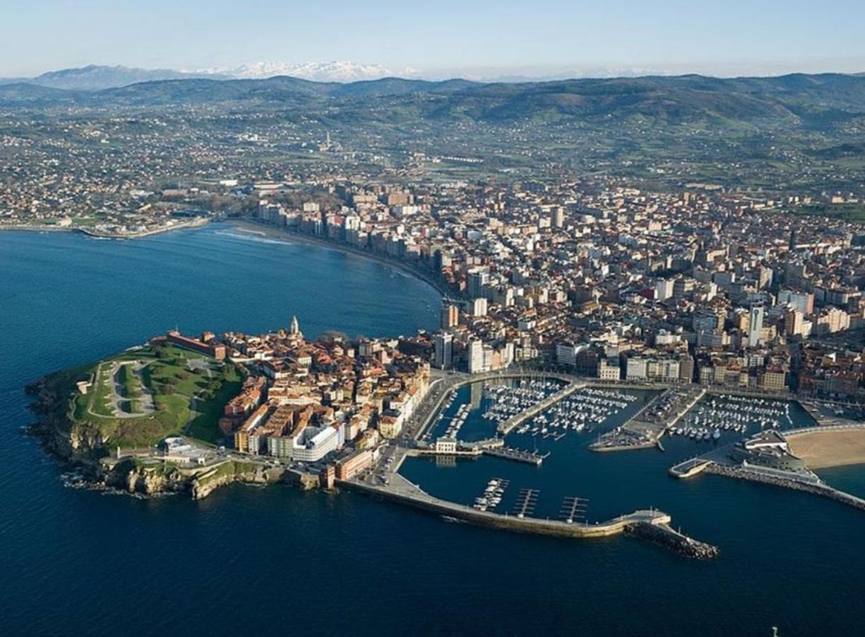 Apto. Vista Playa Poniente Gijon Exterior photo